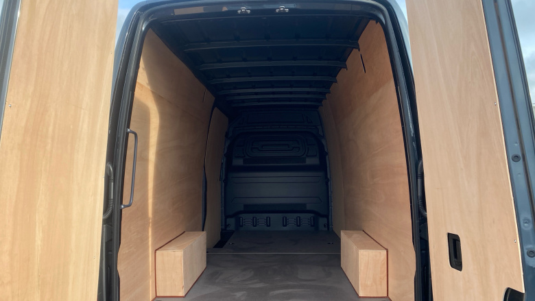 Mercedes-Benz Sprinter 315Cdi L2 Diesel Rwd 3.5t H2 Pro Van 9G-Tronic